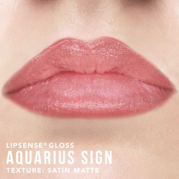 AquariusSignGloss-corp-003